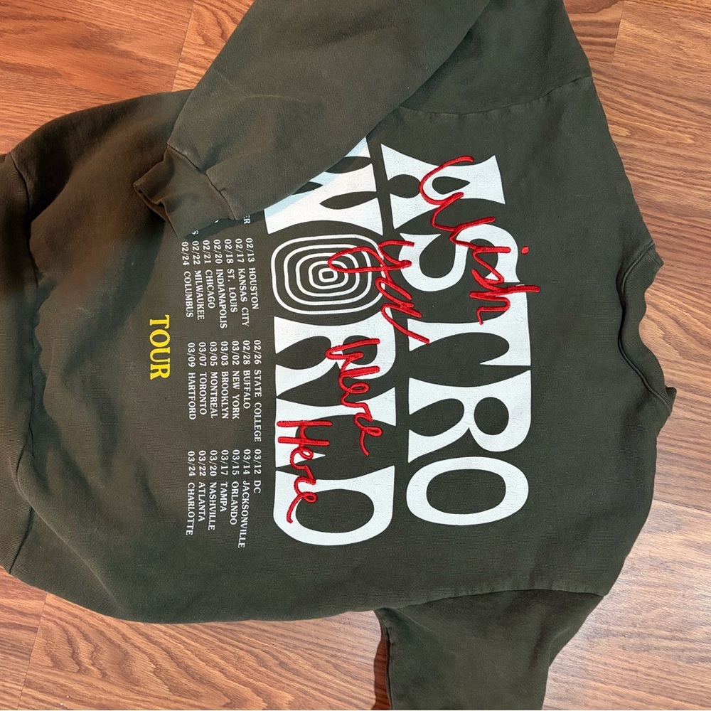 Travis Scott Astroworld Tour Skipping Bear Crewneck